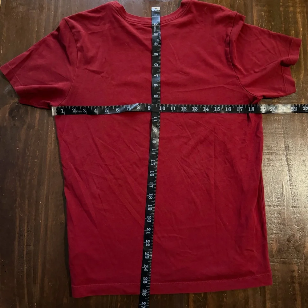 Nike SB UniSex Red T-Shirt - Size Small